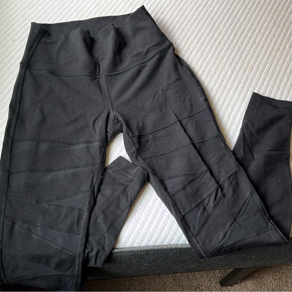 Lululemon leggings size 8